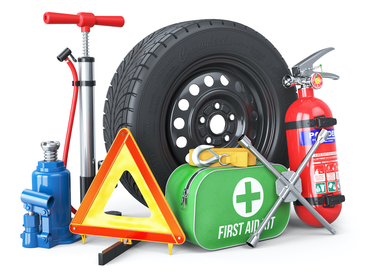 5 Essential Items for Your Vehicle’s Emergency Kit